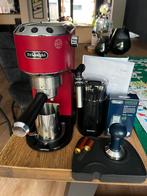 De’Longhi Dedica Style EC685R rood, Witgoed en Apparatuur, Koffiezetapparaten, Ophalen of Verzenden, Zo goed als nieuw, Espresso apparaat
