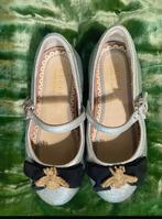 Gucci Zilvere Ballerina’s Met Iconische Embroidery Vlinder, Kinderen en Baby's, Meisje, Gucci, Schoenen, Ophalen of Verzenden