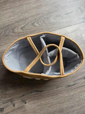 Luiertas Mandje - Zo Goed Als Nieuw beschikbaar voor biedingen