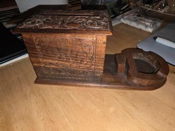 Houten Sigarettenmaker met Asbak beschikbaar voor biedingen