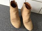 Beige enkellaarsjes maat 36 - Prima staat!, Ophalen of Verzenden, Gedragen, Beige, Lage of Enkellaarzen