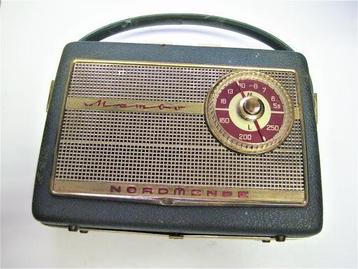 Vintage radio - nordmende mambo beschikbaar voor biedingen