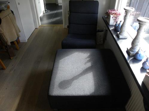 draaistoel (zetel) op ronde chrome voet + vierkante poef, Huis en Inrichting, Fauteuils, Gebruikt, Metaal, Stof, Overige materialen
