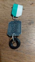 CC 't Aogje Carnaval  insignes 14 stuks €3,50 per stuk, Ophalen of Verzenden, Overige maten