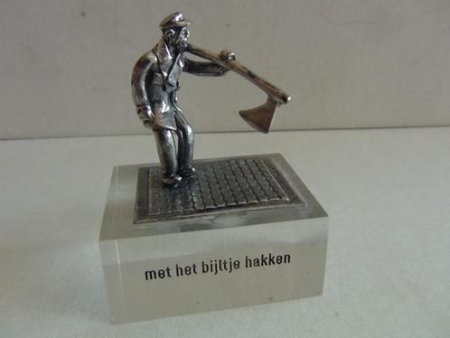 Miniatuur zilver S10e man + bijl zilveren miniaturen gezegde, Antiek en Kunst, Antiek | Goud en Zilver, Zilver, Verzenden