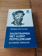 Dauwtrappen met Aornt Peppelenkamp van Herman van Velzen, Boeken, Gelezen, Ophalen of Verzenden, Nederland, Herman van velzen