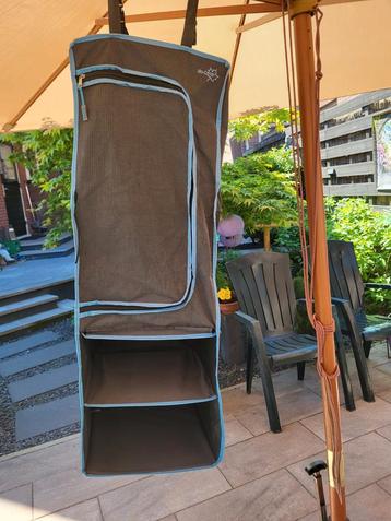 Bo - camp Opberg Hangkast - Ideaal voor bij de camping  beschikbaar voor biedingen