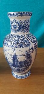 Delfts blauwe vaas met molen, Antiek en Kunst, Ophalen of Verzenden