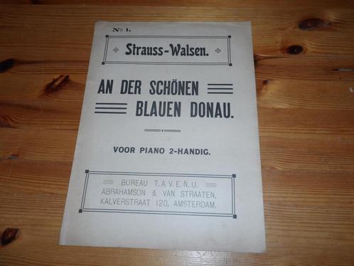 Strauss walsen - bureau tavenu, Muziek en Instrumenten, Bladmuziek, Gebruikt, Artiest of Componist, Klassiek, Piano, Ophalen of Verzenden