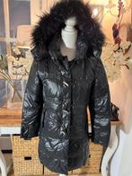 Zwarte jas Easy Comfort, 36-38, met capuchon., Verzenden, Zo goed als nieuw, Maat 36 (S), Zwart