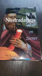 Nostradamus Arts en ziener - Manfred Böckl, Ophalen of Verzenden, Gelezen, Manfred Böckl