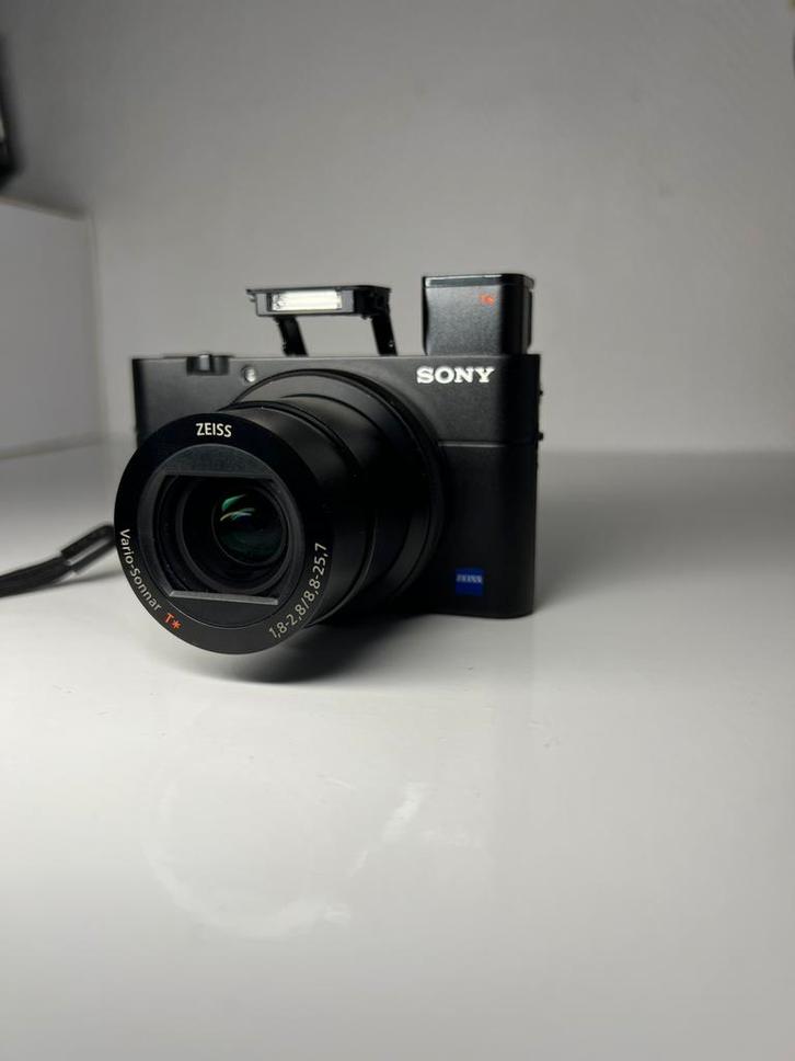 SONY RX100 V, Audio, Tv en Foto, Fotocamera's Digitaal, Zo goed als nieuw, Ophalen of Verzenden