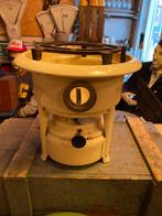 Crème emaille petroleumstel i pits. Kooktoestel, Antiek en Kunst, Antiek | Emaille, Ophalen of Verzenden