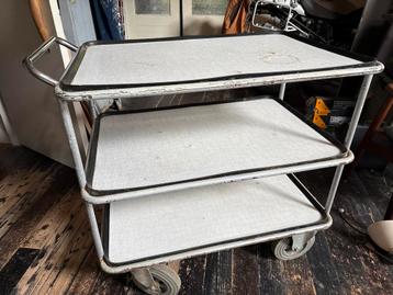 Vintage Koffiekar/Serveerwagen beschikbaar voor biedingen