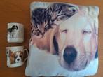Kussen hond kat opdruk en 2 mokken, Huis en Inrichting, Woonaccessoires | Kussens, Ophalen of Verzenden, Nieuw, Vierkant