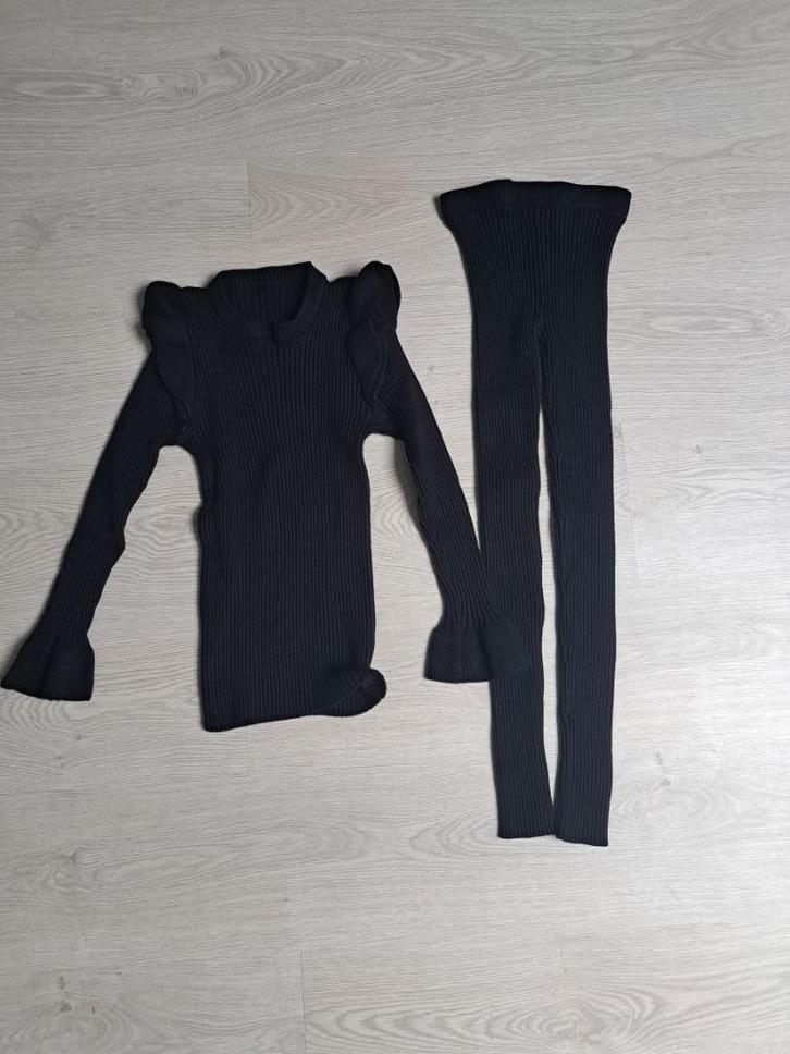 truitje met legging 140/146, Kinderen en Baby's, Kinderkleding | Maat 140, Gebruikt, Meisje, Setje, Ophalen of Verzenden