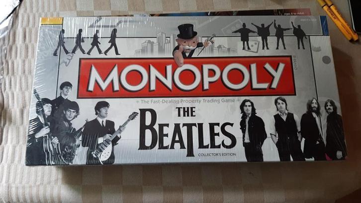 bordspel in seal Monopoly the Beatles Monopolie gelimiteerd, Hobby en Vrije tijd, Gezelschapsspellen | Bordspellen, Nieuw, Een of twee spelers