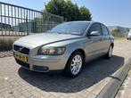 Volvo S40 2.4 Edition II / 5 Cilinder Automaat /, 700 kg, 2435 cc, Sedan, Euro 4