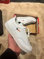Nike court vintage premium ‘maar 38,5’, J, Wit, Nieuw, Ophalen of Verzenden