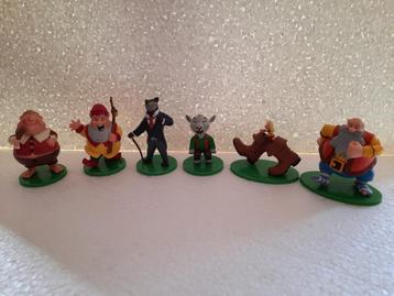 6 EFTELING POPPETJES OP VOET beschikbaar voor biedingen