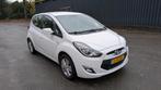 Hyundai iX20 1.4 Cvvt 2012 wit met nieuwe apk en trekhaak., Voorwielaandrijving, Euro 5, Stof, Zwart