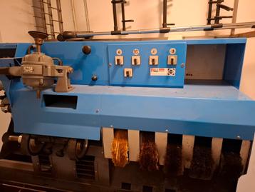 Schoenmakersmachine in Goede Staat beschikbaar voor biedingen