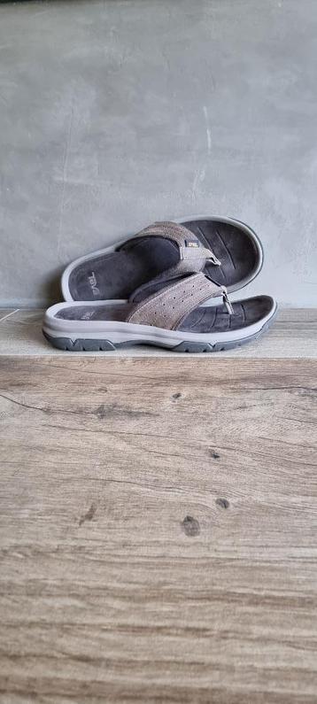 Teva slippers(nieuw) maat 44,5 beschikbaar voor biedingen