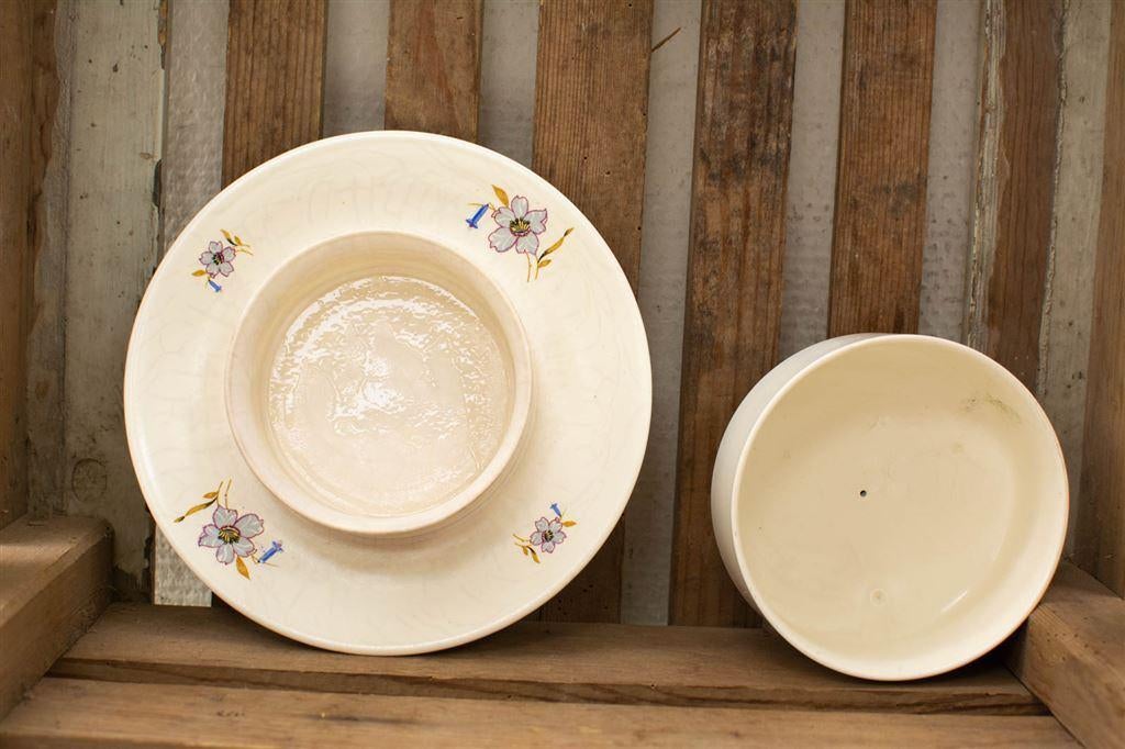 porseleinen botervloot 39367, Huis en Inrichting, Keuken | Servies, Gebruikt, Ophalen of Verzenden, Bord(en), Wedgwood