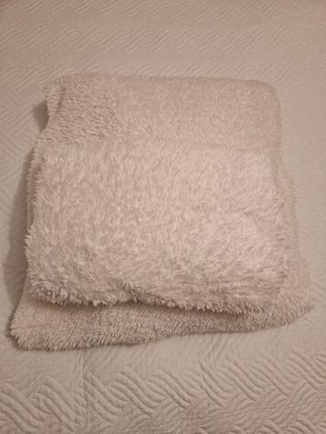 Zacht wit eenpersoons Teddy dekbedovertrek en kussensloop beschikbaar voor biedingen