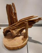 Houtsculptuur van boomstronk op houtschijf., Antiek en Kunst, Kunst | Beelden en Houtsnijwerken, Ophalen of Verzenden