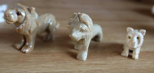 3 Kleine stenen leeuwtjes, Verzamelen, Beelden en Beeldjes, Zo goed als nieuw, Dier, Ophalen of Verzenden