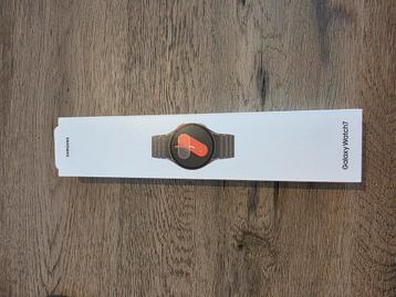 Nieuwe Samsung Galaxy Watch 7 40mm geseald met garantie beschikbaar voor biedingen