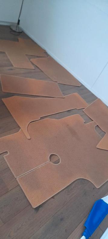 Carthago vloermatten  Set - Beige beschikbaar voor biedingen