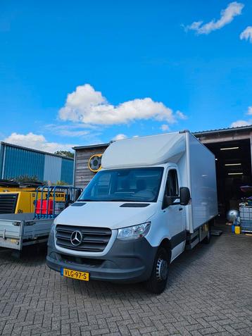 Mercedes Sprinter 516 dubbel lucht met laadklep 1000 kilo beschikbaar voor biedingen