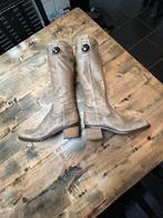 Dames laarzen, Kleding | Dames, Schoenen, Ophalen of Verzenden, Zo goed als nieuw, Beige, Hoge laarzen