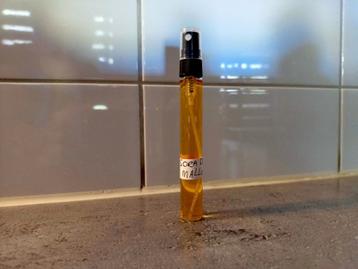 Sora Dora Mallow...10 ml... Sample..Niche. beschikbaar voor biedingen