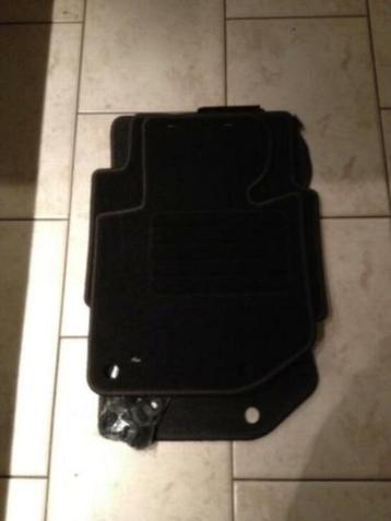 Mattenset voor een BMW 3-serie E36 beschikbaar voor biedingen