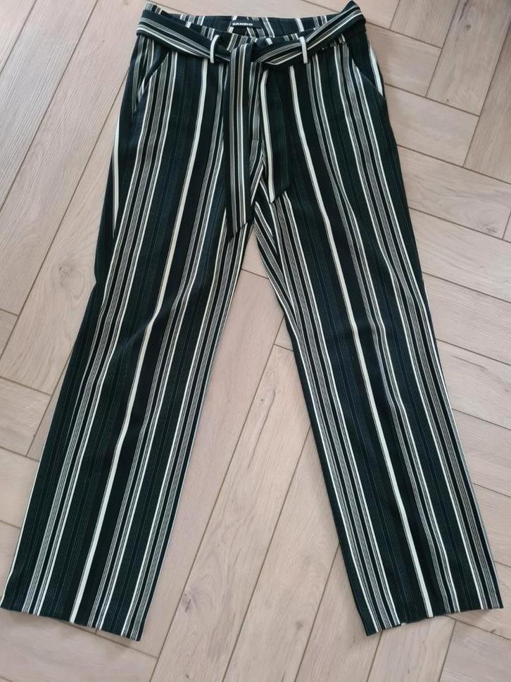 Cambio highwaist wijde pijpen broek mt 42, Kleding | Dames, Broeken en Pantalons, Zo goed als nieuw, Maat 42/44 (L), Zwart, Lang