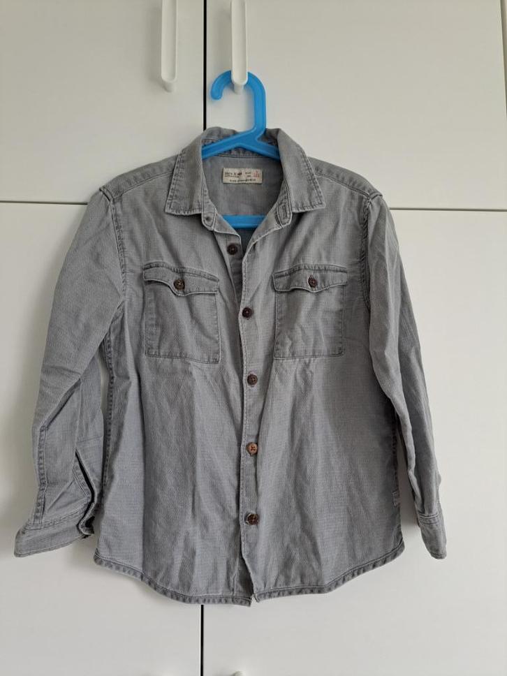 Blouse grijs van Zara - maat 122, Kinderen en Baby's, Kinderkleding | Maat 122, Gebruikt, Jongen, Overhemd of Blouse, Ophalen of Verzenden