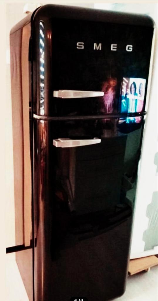 Smeg koelkast met vriesvak SMEG, Witgoed en Apparatuur, Koelkasten en IJskasten, Zo goed als nieuw, Met vriesvak, 200 liter of meer