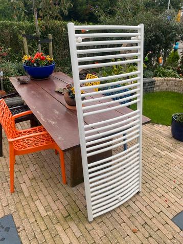 Badkamer Radiator design gebogen beschikbaar voor biedingen