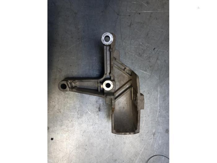 Motorsteun van een Volvo XC90, Auto-onderdelen, Ophanging en Onderstel, Volvo, Gebruikt, 3 maanden garantie, Ophalen of Verzenden