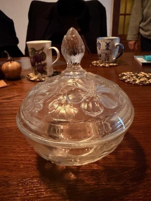 bonboniere van glas, Antiek en Kunst, Ophalen