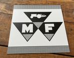 Massey Ferguson MF merk logo reclamebord +-24cm cm, Ophalen of Verzenden, Zo goed als nieuw, Auto's