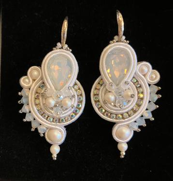 Oorbellen soutache, Swarovski beschikbaar voor biedingen