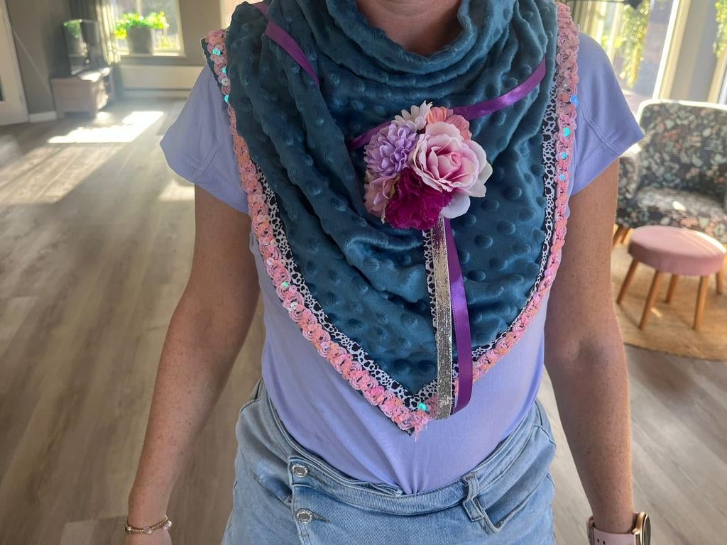 Nieuwe carnavalssjaal, Ophalen of Verzenden, Nieuw