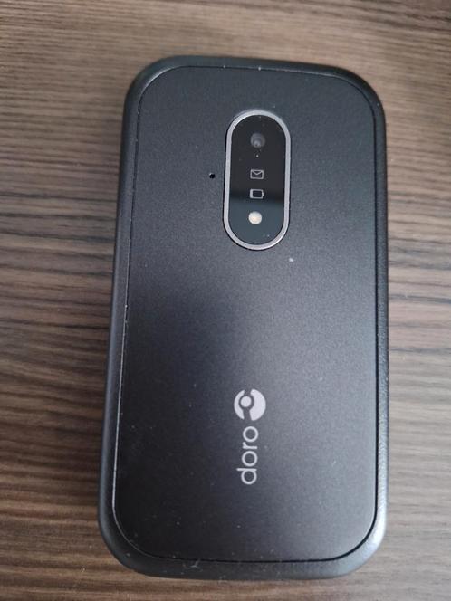 Mobiele klaptelefoon voor senioren Doro 7030, Telecommunicatie, Mobiele telefoons | Motorola, Zo goed als nieuw, Zwart, Ophalen of Verzenden
