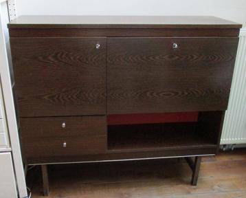 Originele vintage wandkast dressoir servieskast wengé fineer beschikbaar voor biedingen