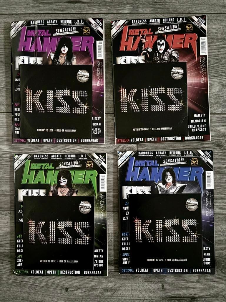 Kiss - 4 exclusive Metal Hammer Magazines + 4Colour Vinyl 7", Ophalen of Verzenden, Gelezen