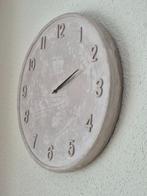 Klok groot beton + kleine, Huis en Inrichting, Woonaccessoires | Klokken, Ophalen, Gebruikt, Analoog, Wandklok